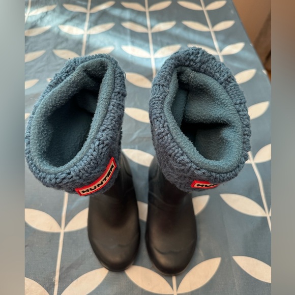 Toddler Navy blue rainboots with original boot socks. - Picture 5 of 8